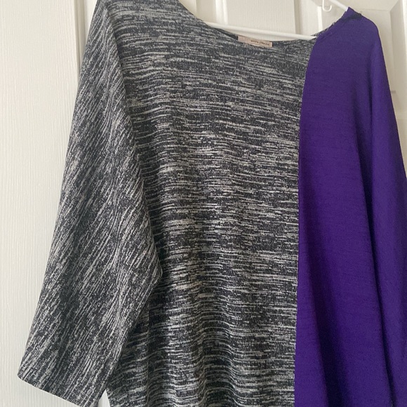 Color Block Top* - Picture 4 of 4